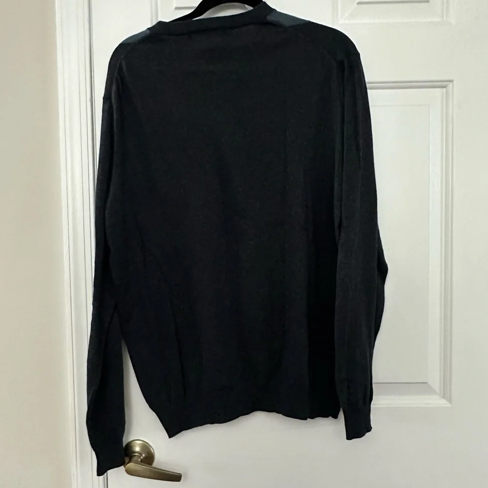 Sebastian Cooper Men's Argyle V-Neck Sweater - Black and Gray